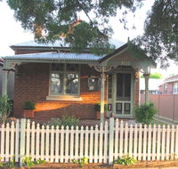 Acacia Cottage on Peel Bathurst - SA Accommodation