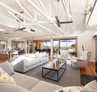 Acqua Vista - water view fireplace walk to beach - SA Accommodation