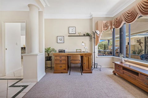 Fun In The Sun Pool Bliss & Ocean Views - SA Accommodation 3