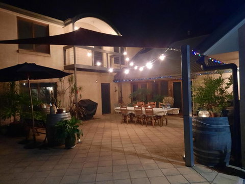 Frogmouth Hollow - SA Accommodation 3