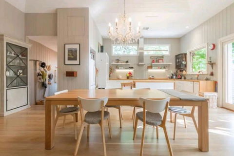 Henry Morcomb 2 Bdrm Sleeps 4 WiFi - SA Accommodation 1