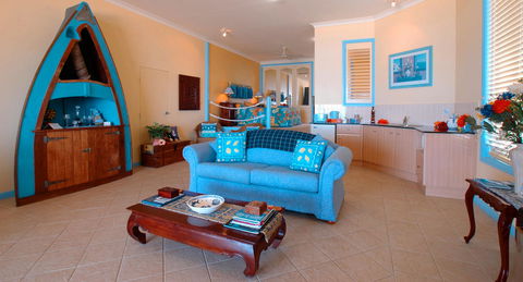 Al Mare Beachfront Retreat - SA Accommodation 2