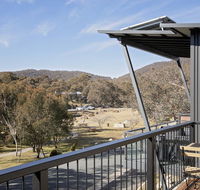 Alpine Lake Retreat - SA Accommodation