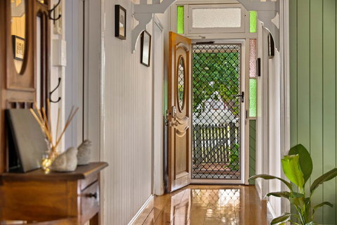 Ambiente Cottage - Pet And Family Friendly - SA Accommodation 1