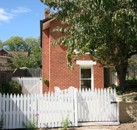 Annies Garden Cottage - SA Accommodation