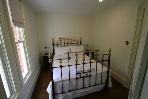 Annies Garden Cottage - SA Accommodation 2