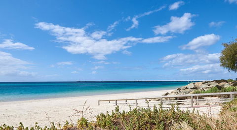 API Busselton Seaside Escape Apartments - SA Accommodation 0