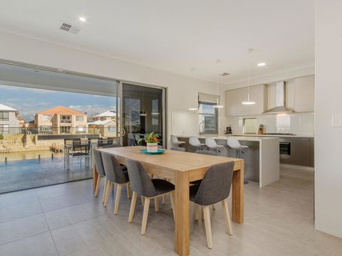 Aqua Vista - SA Accommodation 3