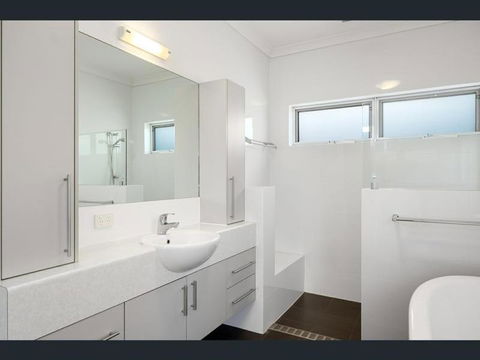 Maison De Samy Entire Swan River Bliss Australia - SA Accommodation 3