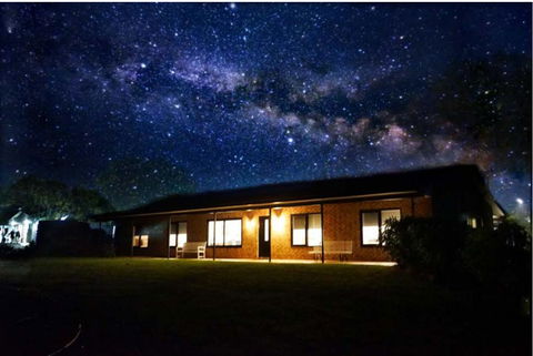 Mattner House Family Vacation Resort - SA Accommodation 3