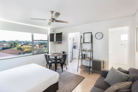 Mosman Bay Magic - Harbourview Studio With Rooftop - SA Accommodation 0