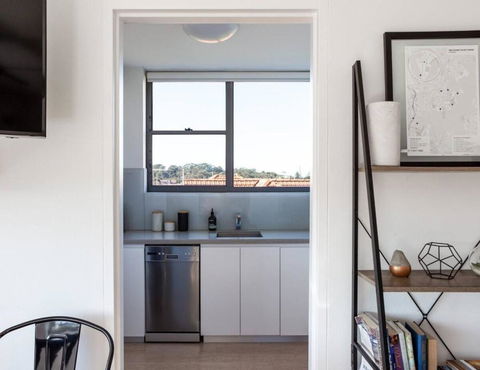 Mosman Bay Magic - Harbourview Studio With Rooftop - SA Accommodation 3