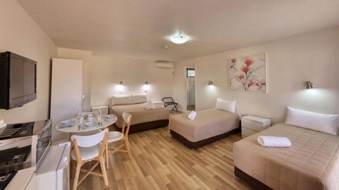 Motel Meneres - SA Accommodation 2