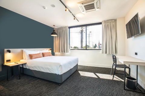 Nightcap At Chardons Corner Hotel - SA Accommodation 0