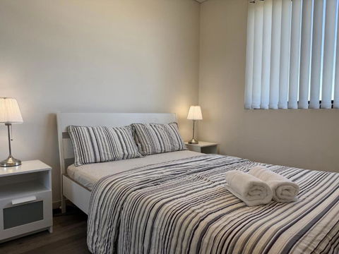 Nice And Clean Apartment With Free Netflix And Parking - SA Accommodation 1