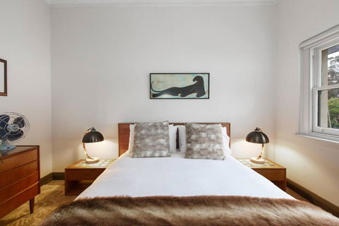 Parkside Hideaway - Beautiful Art Deco Near Zoo - SA Accommodation 3