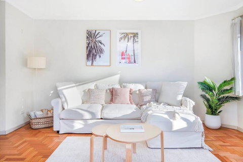 Perfect Manly Retreat, In The Heart Of Manly, Family & Couple Friendly Apartment With CAR SPOT - SA Accommodation 1