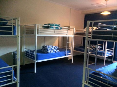 Port Adelaide Backpackers - SA Accommodation 3