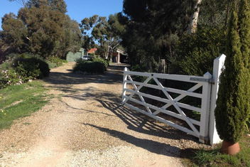 Port Elliot Rural Retreat with SA Accommodation