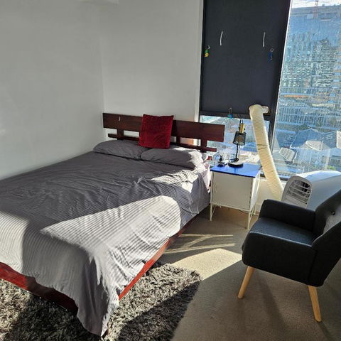 Private Bedroom & Bathroom In Shared Inner Brisbane Apartment - SA Accommodation 3