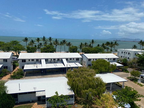 QCWA K P Units - SA Accommodation 0