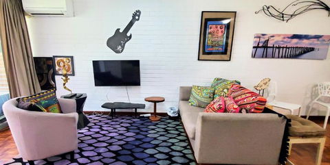Quaint & Tranquil Subiaco 1 Bedroom Apartment - SA Accommodation 3