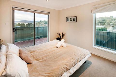 Aspect 2/8a Poly Cow Lane - SA Accommodation 1