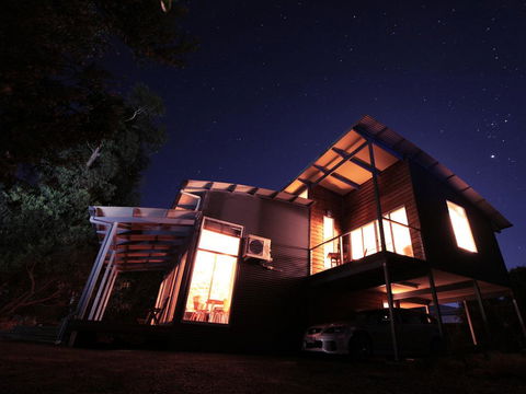 At The Gap Holiday Home - SA Accommodation 2