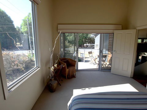 At The Gap Holiday Home - SA Accommodation 0