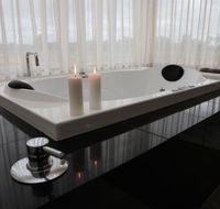 Aurora Cottages Bush Retreat - SA Accommodation