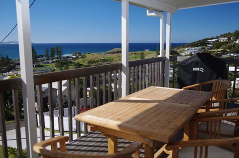 Awesome View, 4 View Street - SA Accommodation 1