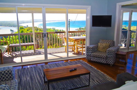 Awesome View, 4 View Street - SA Accommodation 0