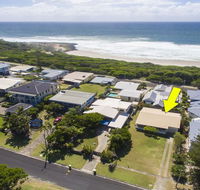 Bailey's Beach House - SA Accommodation