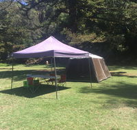Basin Ku-ring-gai Campsite Set Up - SA Accommodation