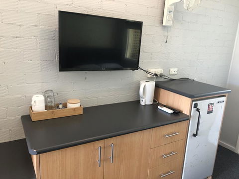 Bateau Bay Hotel - SA Accommodation 2