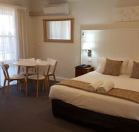 Bathurst Gold Panner - SA Accommodation