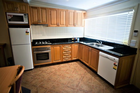 Bathurst Heritage Motor Inn - SA Accommodation 1