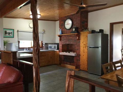Bayview Boathouse - SA Accommodation 2