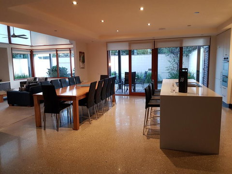 Beach Haven - SA Accommodation 3