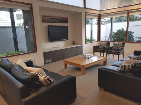 Beach Haven - SA Accommodation 2