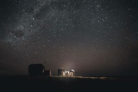 Red Rock Hut, King Island - SA Accommodation 3