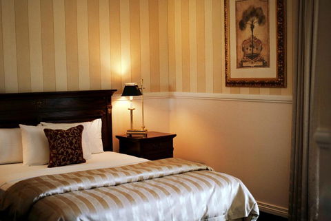 Redearth Boutique Hotel - SA Accommodation 0