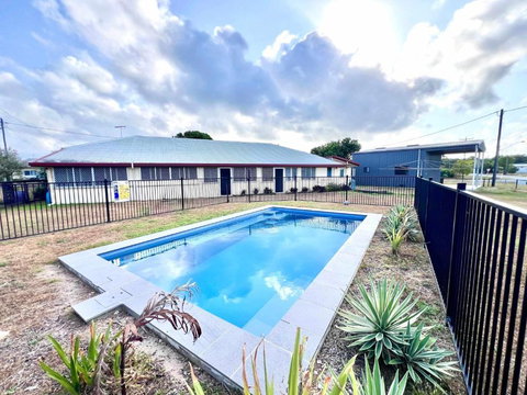 Reef Shack Beach Vibes Stroll To The Beach - SA Accommodation 1