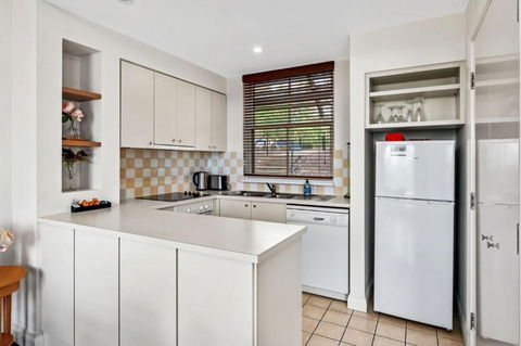 Refreshing Valley Escape - SA Accommodation 3