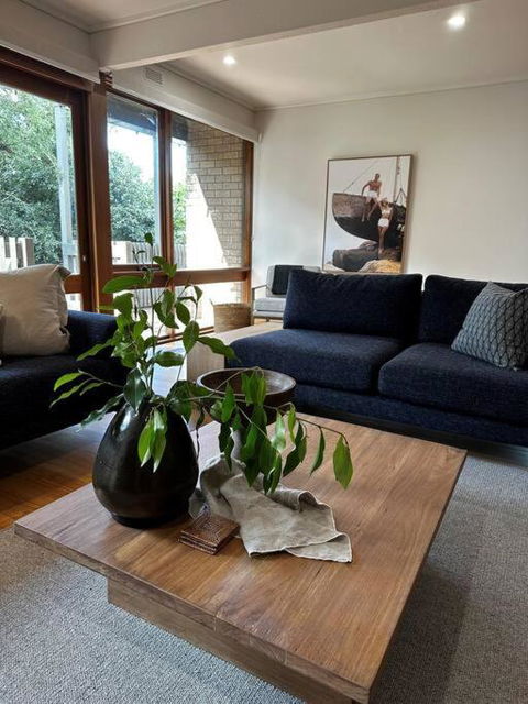 Relaxed And Stylish -self Check In, Secure Parking - SA Accommodation 2