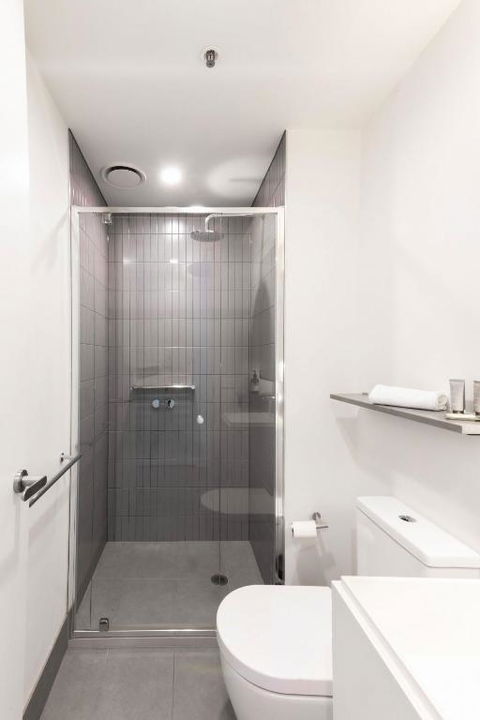 Resort Style Living 2 Bed Apt With Pool BBQ - SA Accommodation 2