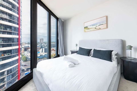 Resort Style Living 2 Bed Apt With Pool BBQ - SA Accommodation 3