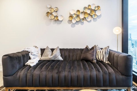 Ritzy Apartment In Iconic Australia 108 With Views - SA Accommodation 0