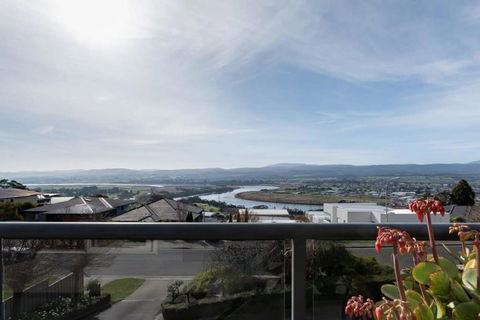 Riverview Escape - SA Accommodation 2