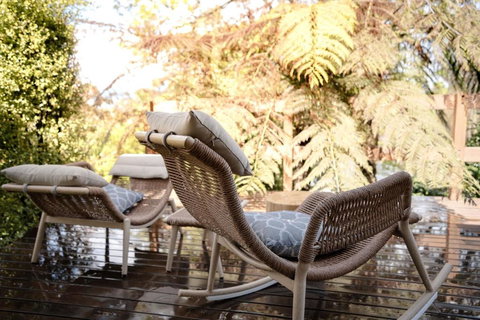 Romantic Garden Cottage With Home Cinema - SA Accommodation 2